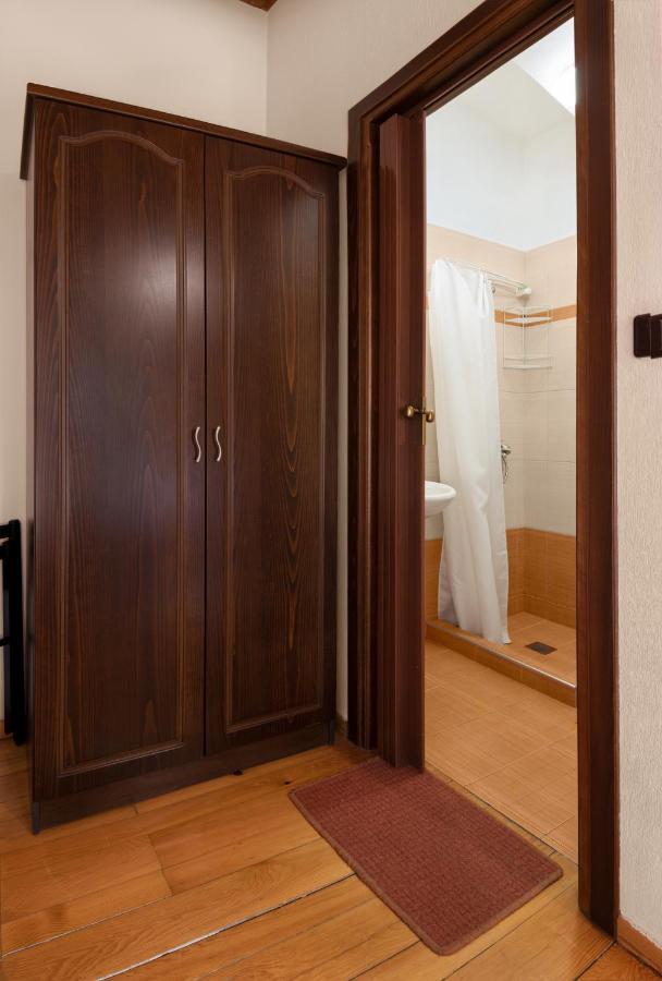 Limnaio Hotel Khrisokhórafa Buitenkant foto