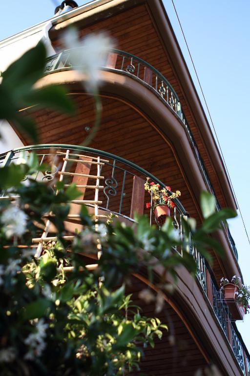 Limnaio Hotel Khrisokhórafa Buitenkant foto